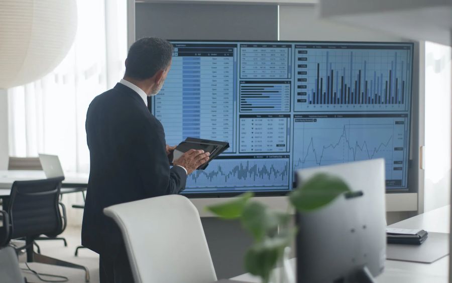 Research-Prozess und Datenanalyse