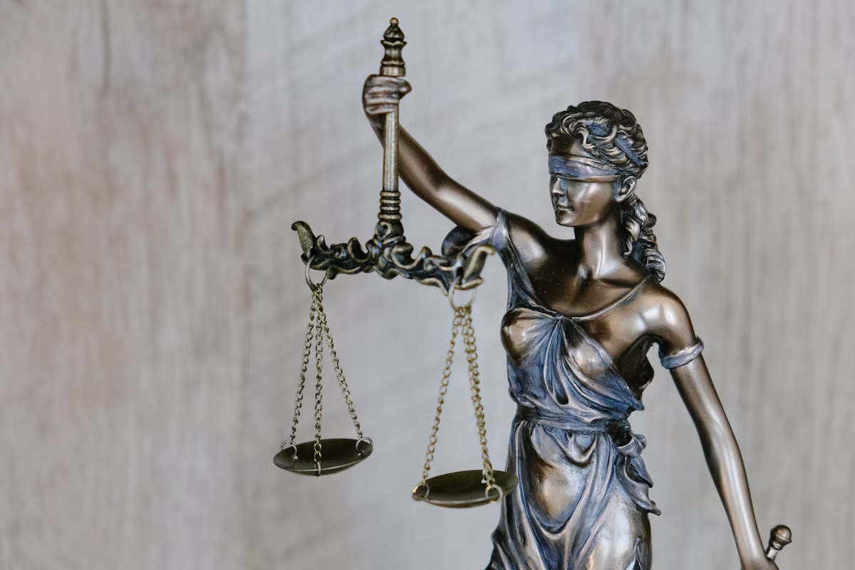 Regulatorischer Rahmen und rechtliche Dokumente